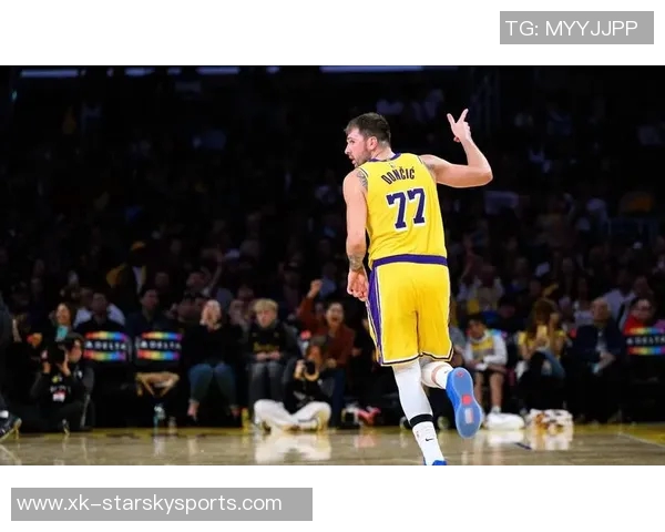 东契奇对决文班亚马保持全胜战绩五场零失利展现绝对优势