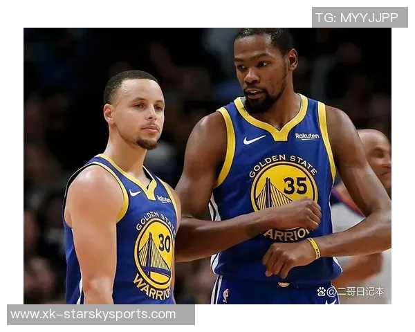 库里解析球队四人得分20的战术布局与个人影响力 库里解析球队四人得分20的战术布局与个人影响力