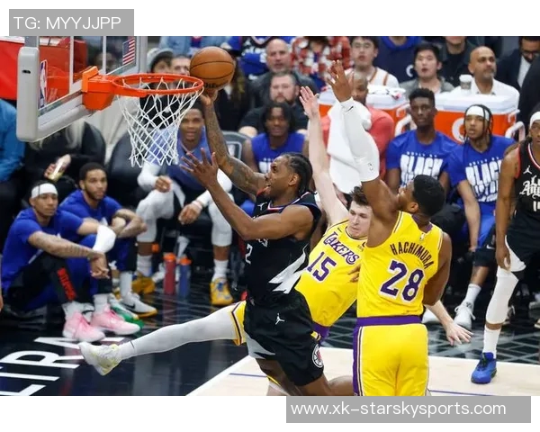 詹姆斯悼念威尔肯斯传奇人生感谢您为篮球做出的贡献